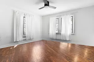 517 N Ave F, Elgin, TX 78621 - Photo 11