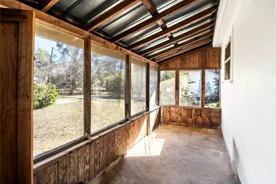 517 N Avenue F, Elgin, TX 78621 - Photo 17