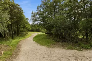 11901 Swearingen Dr, Austin, TX 78758 - Photo 25