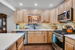 9469 Singing Quail Dr, Austin, TX 78758 - Photo 11