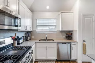 107 Isaac Millsaps Trl, Bastrop, TX 78602 - Photo 3