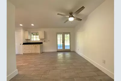 2010 Emerald Isle Drive, Leander, TX 78641 - Photo 7