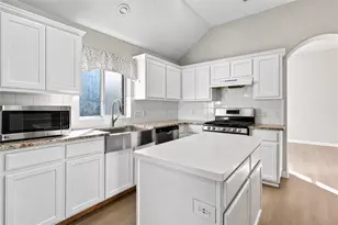 8248 Montoya Cir, Austin, TX 78717 - Photo 9