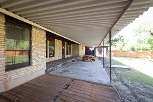 202 Canyon Wren Dr, Buda, TX 78610 - Photo 29