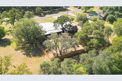 202 Canyon Wren Drive, Buda, TX 78610 - Photo 33