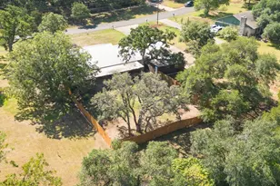 202 Canyon Wren Dr, Buda, TX 78610 - Photo 33