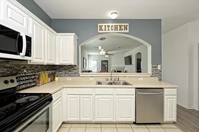 11816 Bastrop Street, Manor, TX 78653 - Photo 7