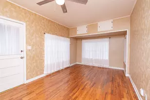 4510 Russell Dr, Austin, TX 78745 - Photo 9