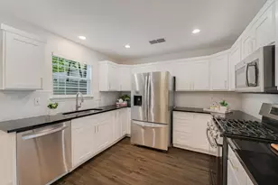 114 Havana St, Austin, TX 78704 - Photo 5