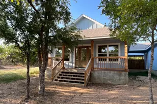 111 E Hickory Dr, Meadowlakes, TX 78654 - Photo 1