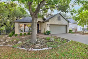 111 Brazos Dr, Georgetown, TX 78628 - Photo 3