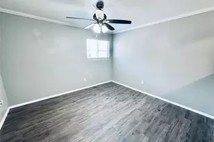 3702 S 2nd St, Austin, TX 78704 - Photo 5