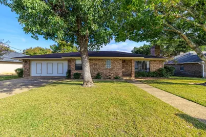 108 Tanglewood Drive, Fredericksburg, TX 78624 - Photo 1