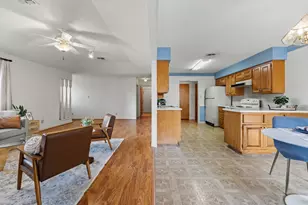 108 Tanglewood Dr, Fredericksburg, TX 78624 - Photo 3