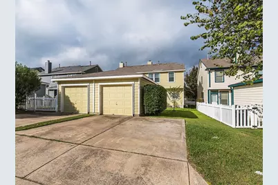 215 Michaelis #B, Kyle, TX 78640 - Photo 15