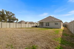 104 Blue Blaze Trl, Georgetown, TX 78628 - Photo 23