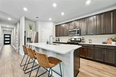 911 Bright Gemstone Way, Austin, TX 78748 - Photo 9