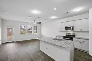 149 Mackinac Ln, Georgetown, TX 78626 - Photo 9