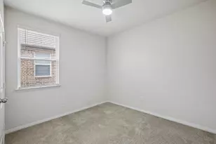 149 Mackinac Ln, Georgetown, TX 78626 - Photo 17