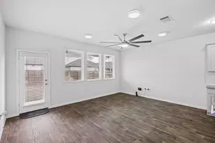 149 Mackinac Ln, Georgetown, TX 78626 - Photo 5