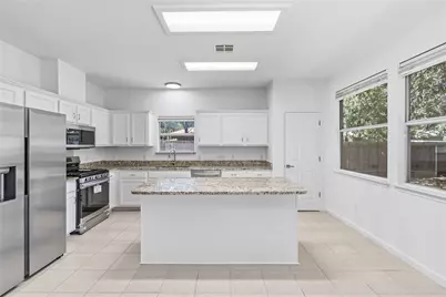 4228 Columbine Drive, Austin, TX 78727 - Photo 7