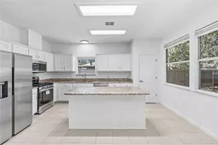 4228 Columbine Dr, Austin, TX 78727 - Photo 7
