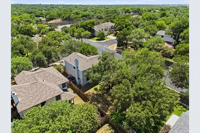 4228 Columbine Drive, Austin, TX 78727 - Photo 33