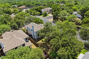 4228 Columbine Dr, Austin, TX 78727 - Photo 33