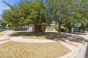 4228 Columbine Dr, Austin, TX 78727 - Photo 3