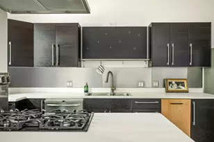 2202 Garden St, Austin, TX 78702 - Photo 9