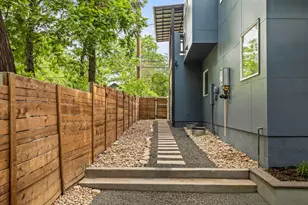 2202 Garden St, Austin, TX 78702 - Photo 17