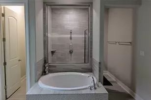 467 Jacksdaw Dr, Austin, TX 78737 - Photo 13