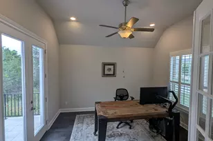 467 Jacksdaw Dr, Austin, TX 78737 - Photo 27