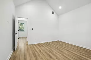 105 Mokolii Ct, Bastrop, TX 78602 - Photo 15