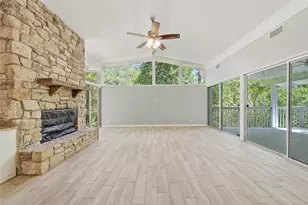 7 Hull Circle Dr, Austin, TX 78746 - Photo 5