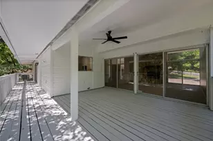7 Hull Circle Dr, Austin, TX 78746 - Photo 17