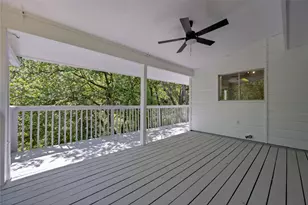 7 Hull Circle Dr, Austin, TX 78746 - Photo 17