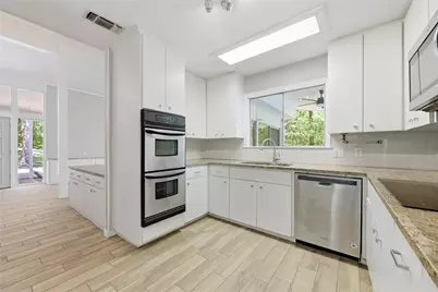 7 Hull Circle Drive, Austin, TX 78746 - Photo 9