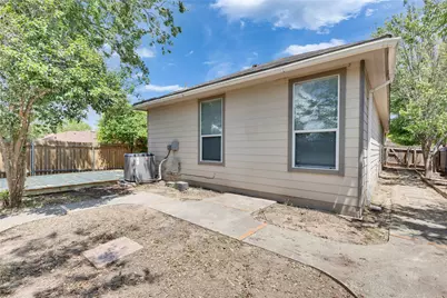 521 New Country Road, Kyle, TX 78640 - Photo 27