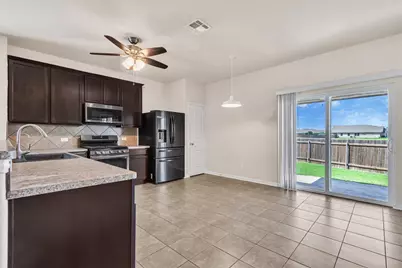 1212 Tricia Cove, Hutto, TX 78634 - Photo 11