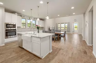 1136 Almeria Bend, Leander, TX 78641 - Photo 5