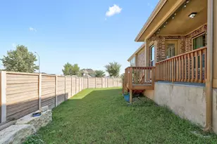 1136 Almeria Bend, Leander, TX 78641 - Photo 29