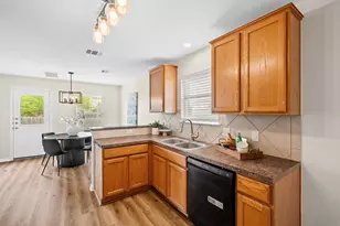 3623 Hawk View St, Round Rock, TX 78665 - Photo 5