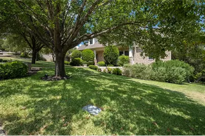 1733 Canonero Drive, Austin, TX 78746 - Photo 3
