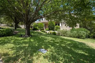 1733 Canonero Dr, Austin, TX 78746 - Photo 3