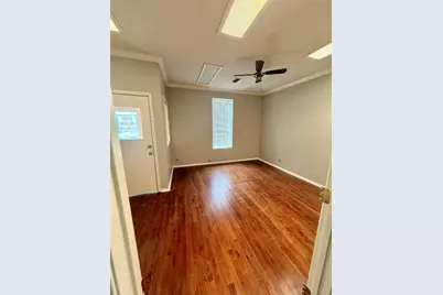 300 N US Highway 281 Street, Marble Falls, TX 78654 - Photo 17