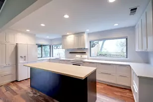 11813 Highland Oaks Trail, Austin, TX 78759 - Photo 11