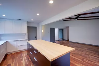 11813 Highland Oaks Trail, Austin, TX 78759 - Photo 13