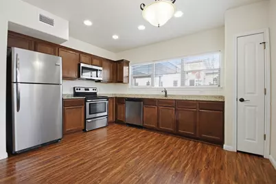 302 W San Antonio Street #101, San Marcos, TX 78666 - Photo 17