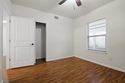 302 W San Antonio Street #101, San Marcos, TX 78666 - Photo 33